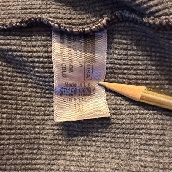 Vocal Long Sleeve Gray/Black w/Bing! Size 1XL (runs true to size) - Picture 4 of 4